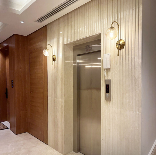 Others 5, Kease Malqa B-5 Royal Touch AG40, Riyadh
