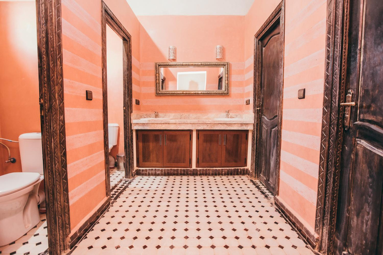 Bathroom 3, Traditional Riad Merzouga Dunes, Errachidia