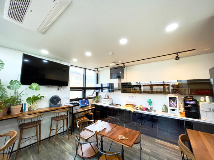 Food & Drinks, Legend Hotel, Gimhae