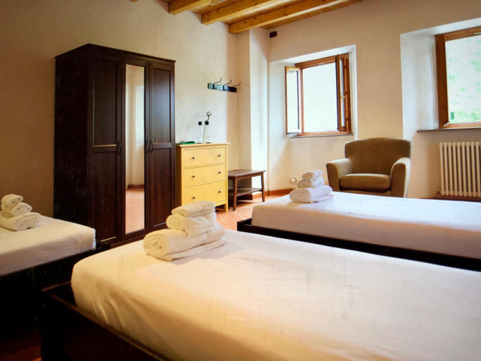 Bedroom 5, Dogana, Florence