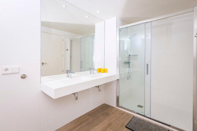 Bathroom 2, Apartment Lychee, Javea Arenal, Alicante