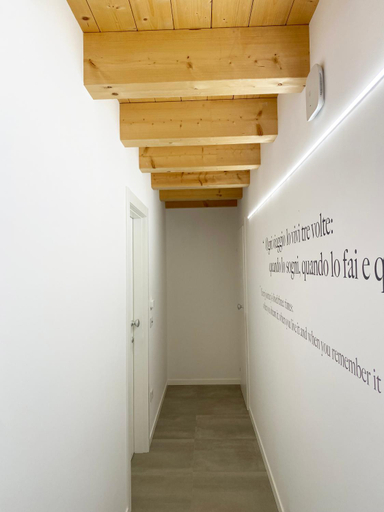 Others 5, Palmamore, Udine