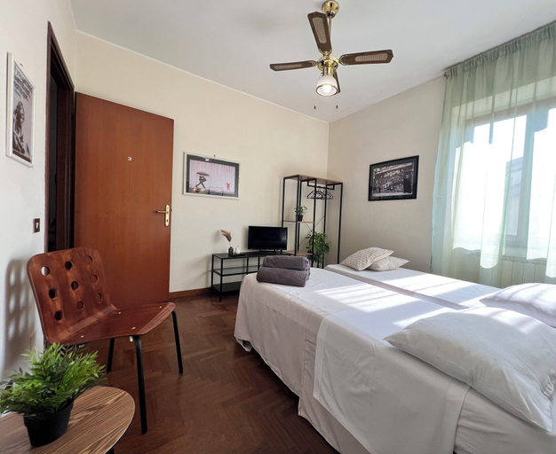 Bedroom 4, Giardino Degli Aranci B B, Rome