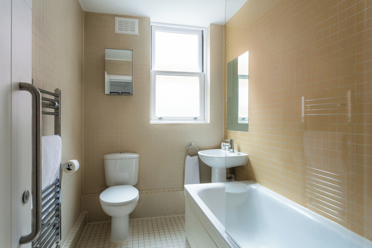 Bathroom 4, Victoria Vincent Square by Viridian Apartments, London
