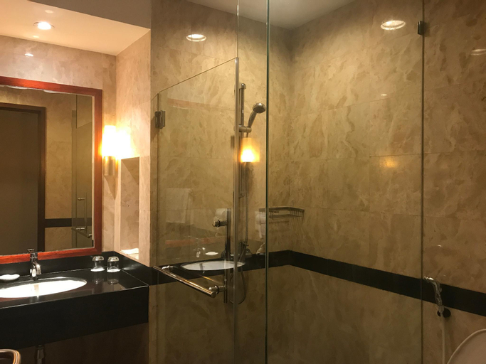 Bathroom 3