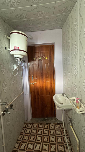 Bathroom, Bagheecha Homestay, Tehri Garhwal