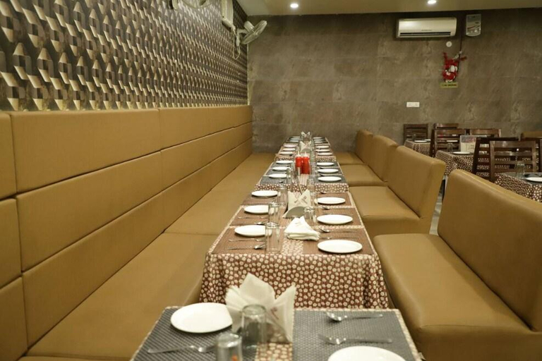 Food & Drinks 4, Hotel Bandhan, Shravasti