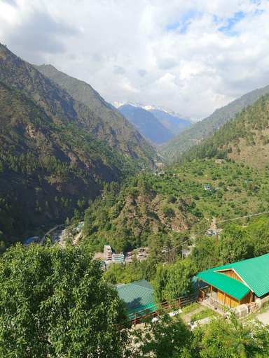 Exterior & Views 3, Yash wooden home stay, Kullu