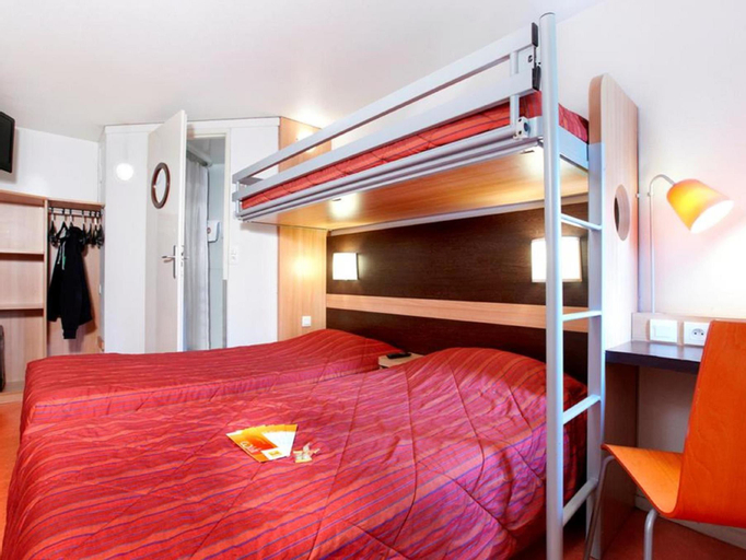 Bedroom 11