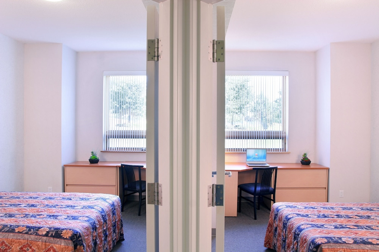 Bedroom 2, Hotel Sheridan College Residence, Peel