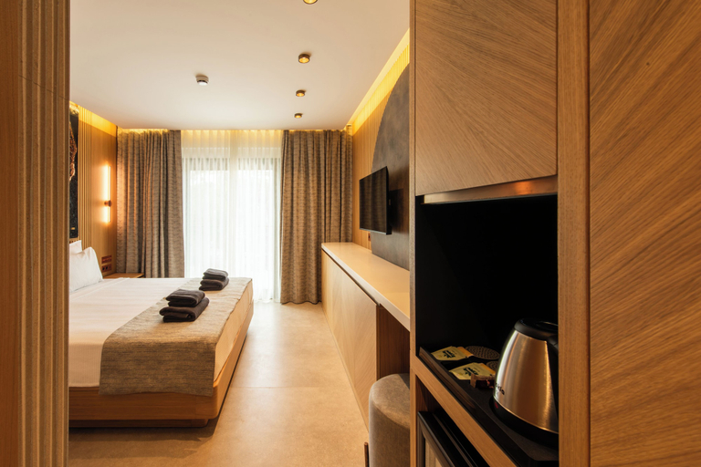 Bedroom 3, Casa Mimas Hotel, Karaburun