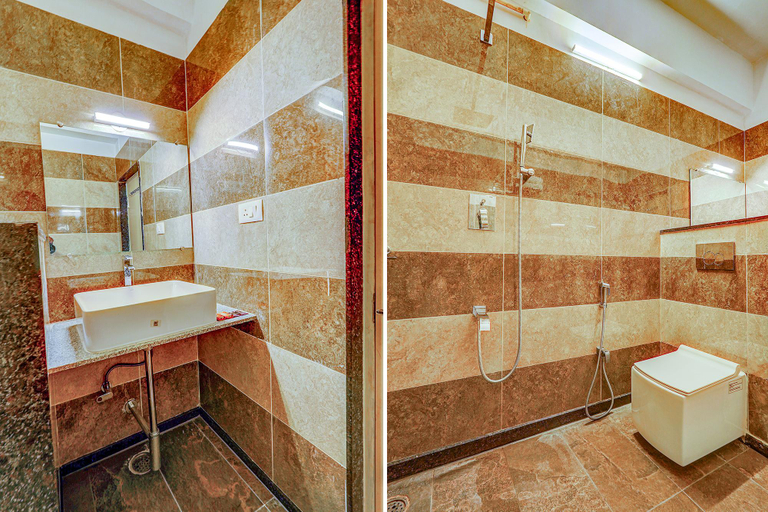 Bathroom 4, FabHotel Shakthi Suites - Nr. Jayadeva Hospital, Bangalore
