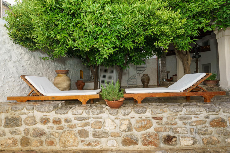 Others 4, LIVIN Hydra Garden Suite, Attica