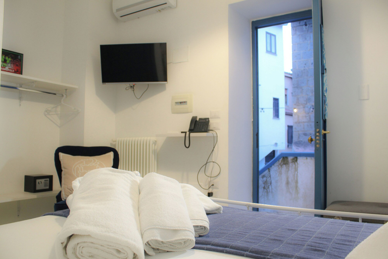 Bedroom 4, Terra Muronis, Caserta