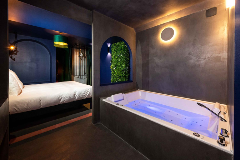 Minamina, chambre avec jacuzzi privatif, Bouches-du-Rhône