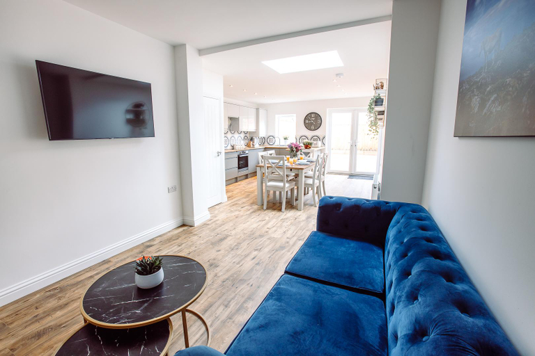 Others 5, Chute House, City Centre, 4bed, 2.5bathroom, Devon