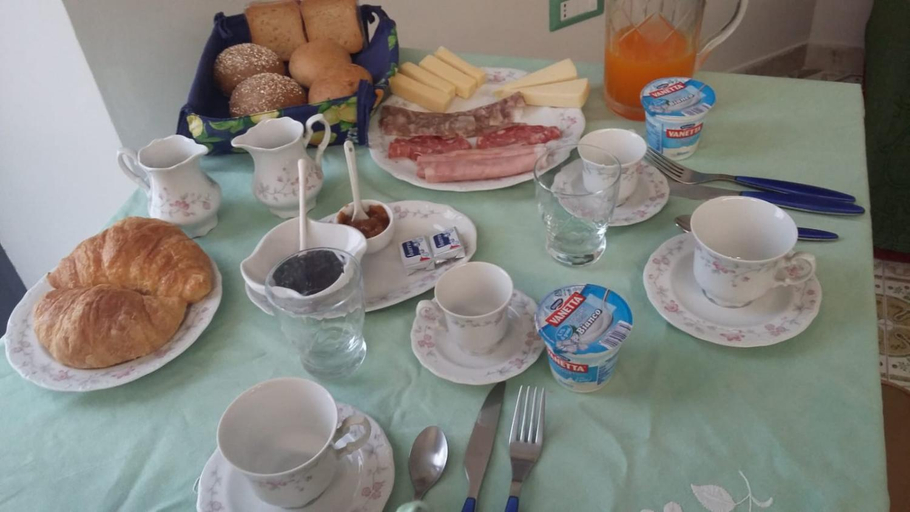 Others 4, B&B L ORTENSIA, Viterbo