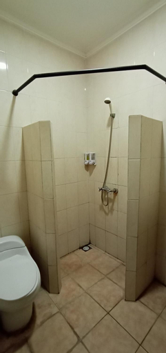 Bathroom 11