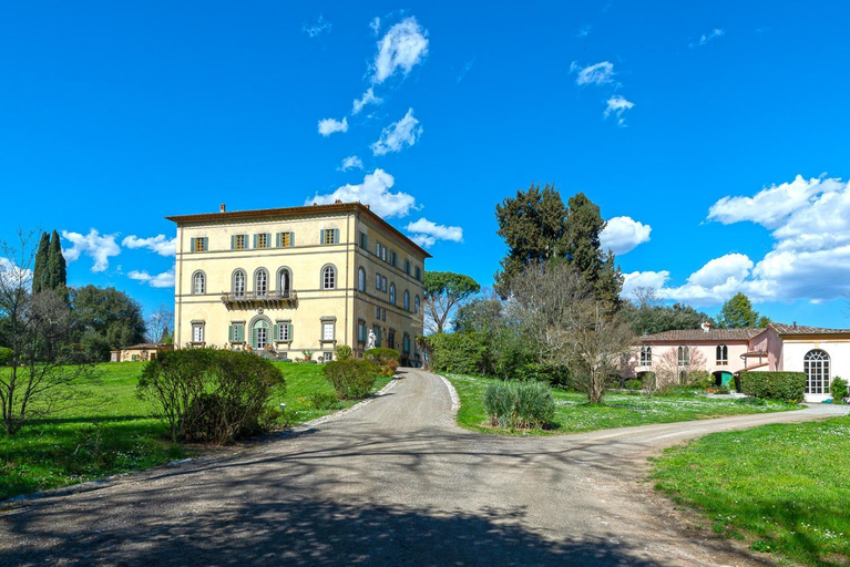 Others 5, La Stanza in Villa, Lucca