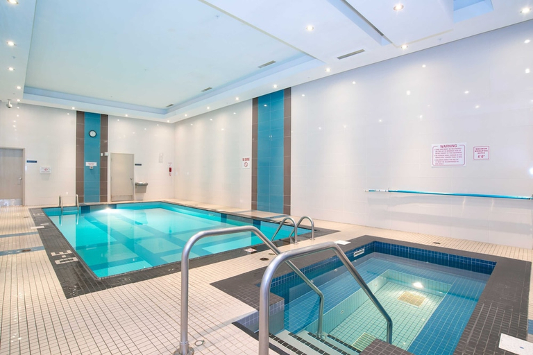 Sport & Beauty, Sandman Hotel & Suites Winnipeg Airport, Division No. 11