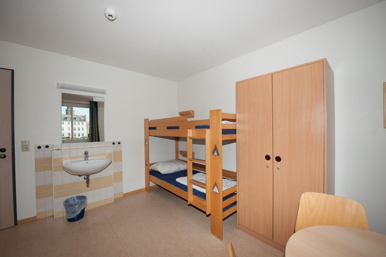 Bedroom 3, Jugendherberge Gluckstadt, Steinburg