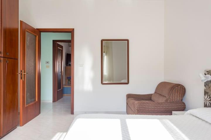 Bedroom 2, casa Simona, Catania