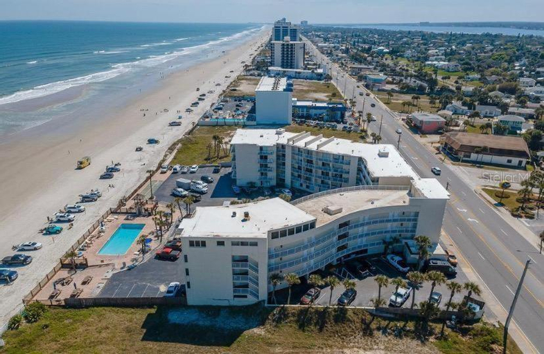 Exterior & Views 1, Oceanfront Oasis, Volusia