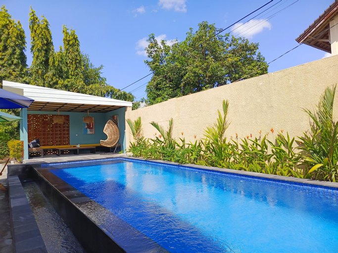 Swimming Pool 24