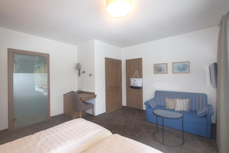 Bedroom 2, Hotel Seegasthof Stadler, Vöcklabruck