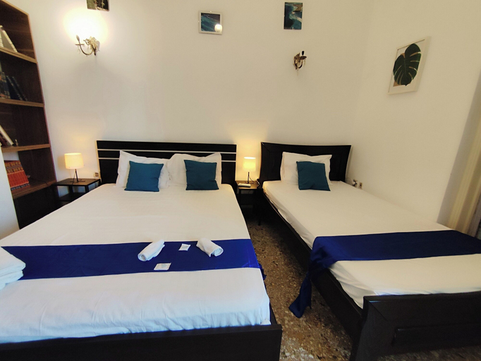 Bedroom 3, Athens all seasons, Attica