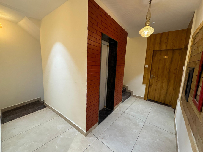Others 5, Hotel My Budget, Ujjain