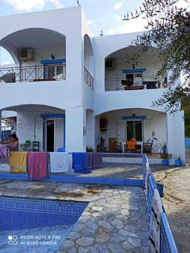 Exterior & Views 1, Giannis Gerakios apartments by climbing house, South Aegean