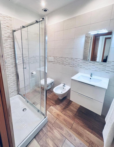 2, Macario Apartment in the Old Town, Bari
