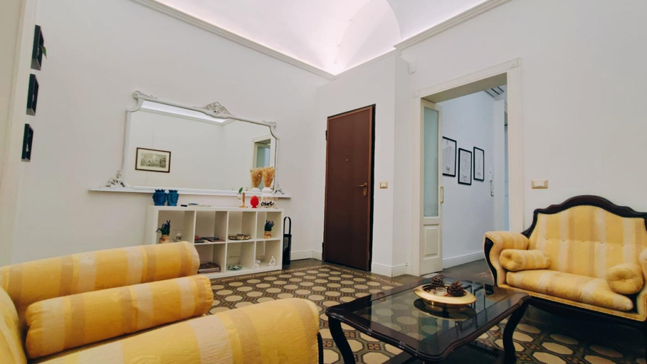 Others 4, DUHOME apartment in the heart of Catania, Catania