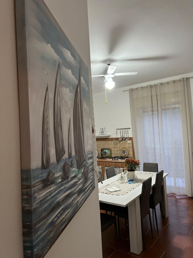 Others 4, Marea affittacamere, Agrigento