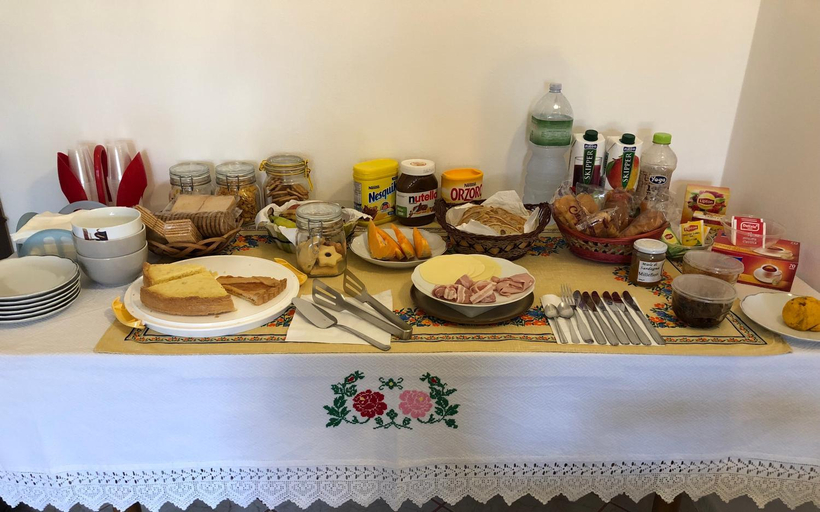 Food & Drinks 4, B&B I Fenicotteri, Cagliari
