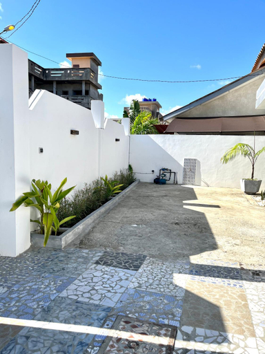 3, Villa meublee Cotonou fidjrosse 05 min de la plage, Cotonou