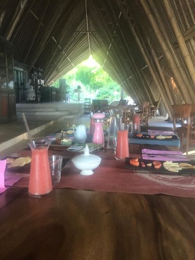 Food & Drinks 5, Eco dive resort Alycastre, Sikka