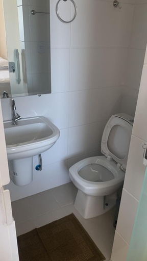 Bathroom 5, Pousada EAS Suites Internacionais 10min GRU, Guarulhos