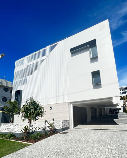 Others 3, Unique Kirra townhouse, Gold Coast