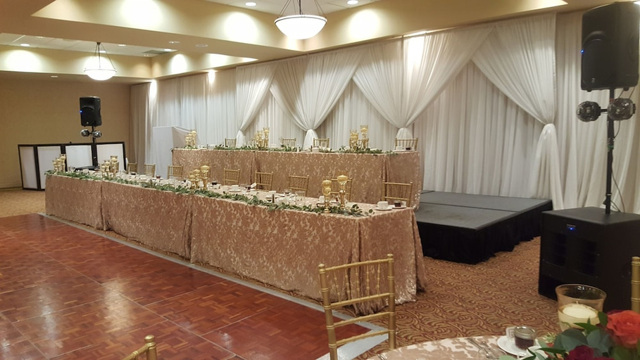 Food & Drinks 5, Four Points by Sheraton Point Edward Sarnia, Lambton