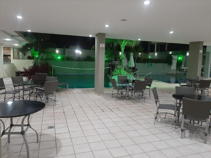 Food & Drinks, Rio Quente-GO SERRA PARK com 2 camas de casal, Rio Quente