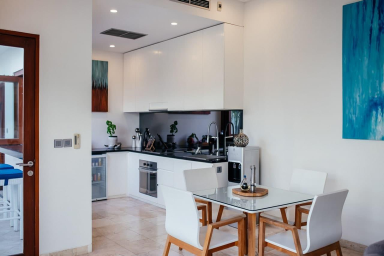 Dining Room 17