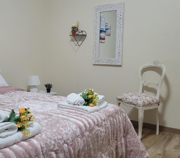 Others 4, B&B SoleMare, Taranto