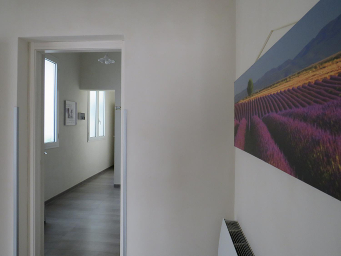 Others 5, Casa Veneto, Trapani