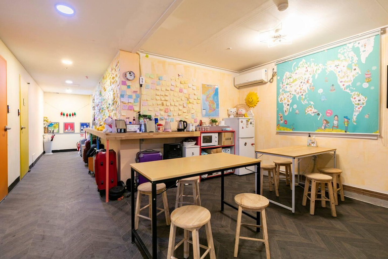Food & Drinks 5, 24 Guesthouse Seomyeon, Busanjin