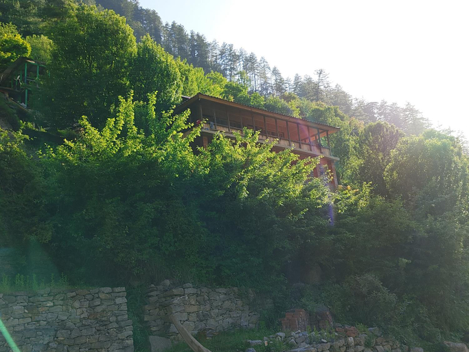Exterior & Views 4, Yash wooden home stay, Kullu
