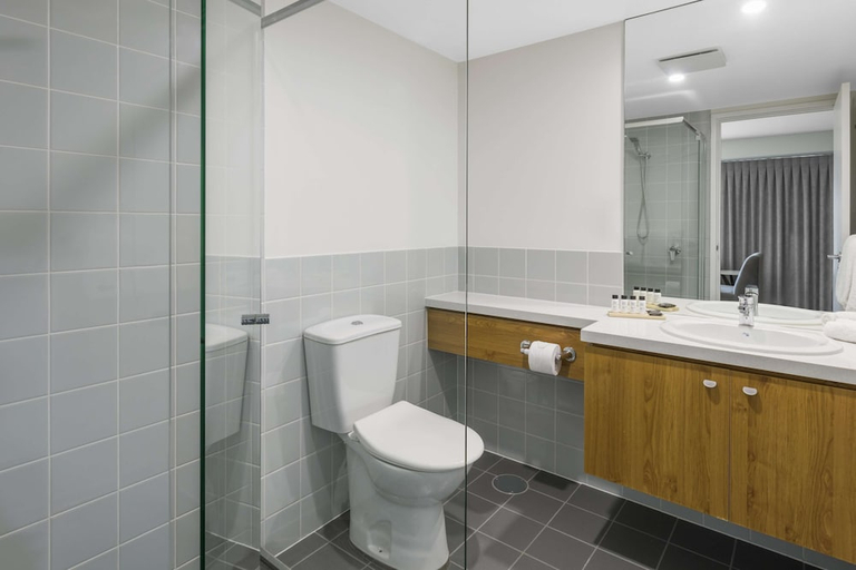 Bathroom 4, Oaks Embassy Adelaide Suites, Adelaide