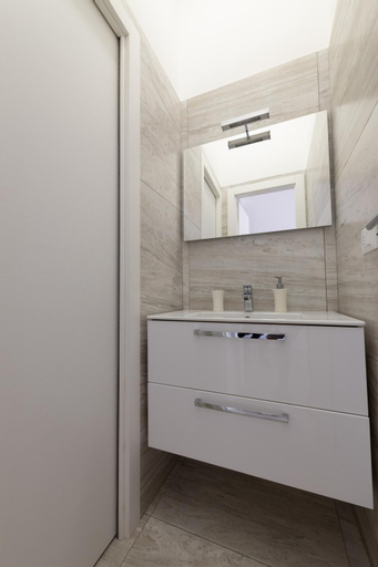 Bedroom 5, Sanremo Dream - Mombello 50, Imperia