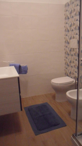 Bathroom 3, Apartament Trenta-dos, Sassari